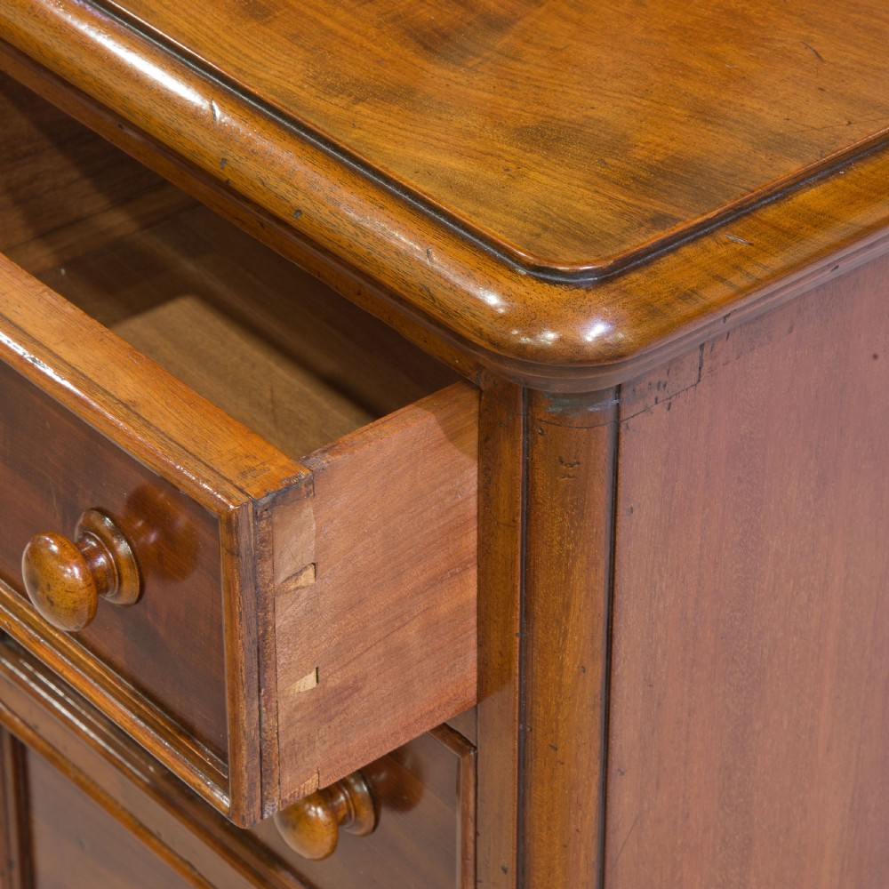 Pair of mahogany bedside chest of drawers View IX