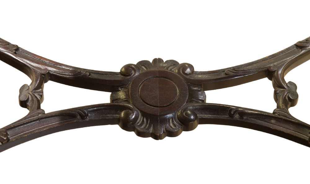 Mahogany bijouterie table View VI