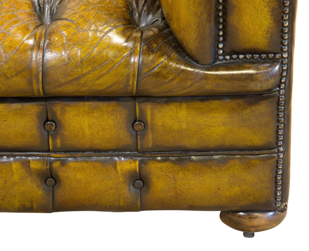 Vintage chesterfield View VII