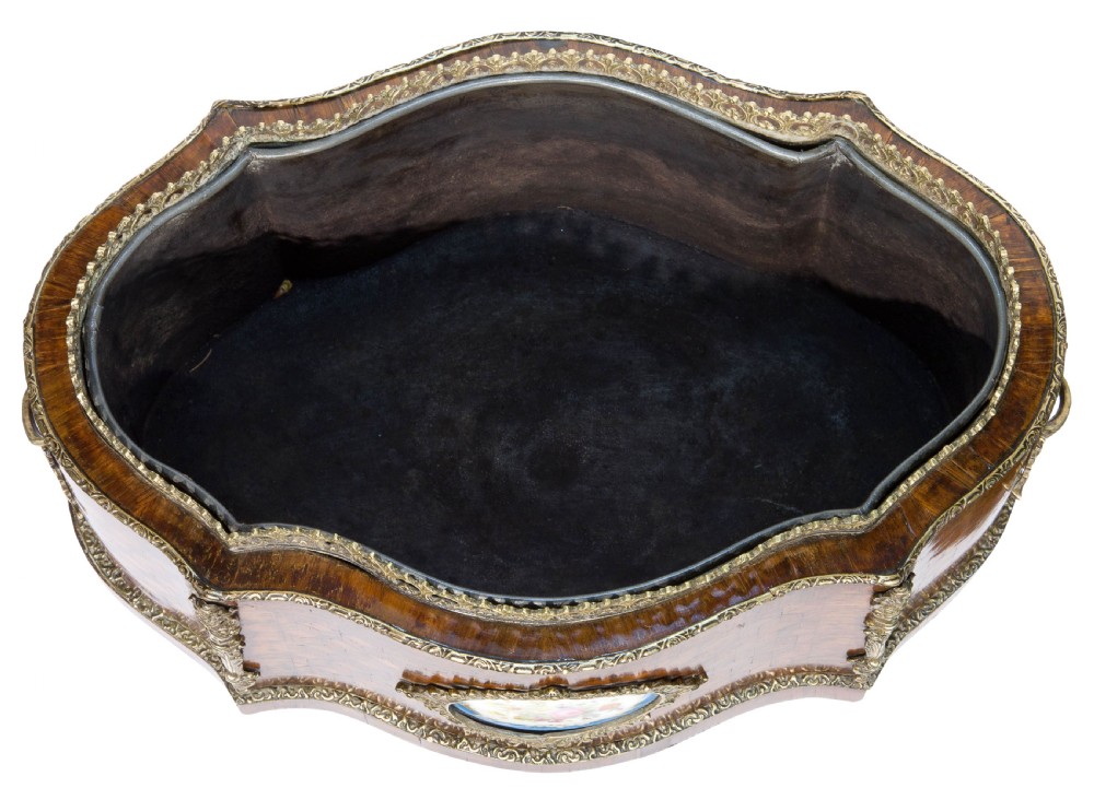 19thCentury French Walnut parquetry table planter View IV