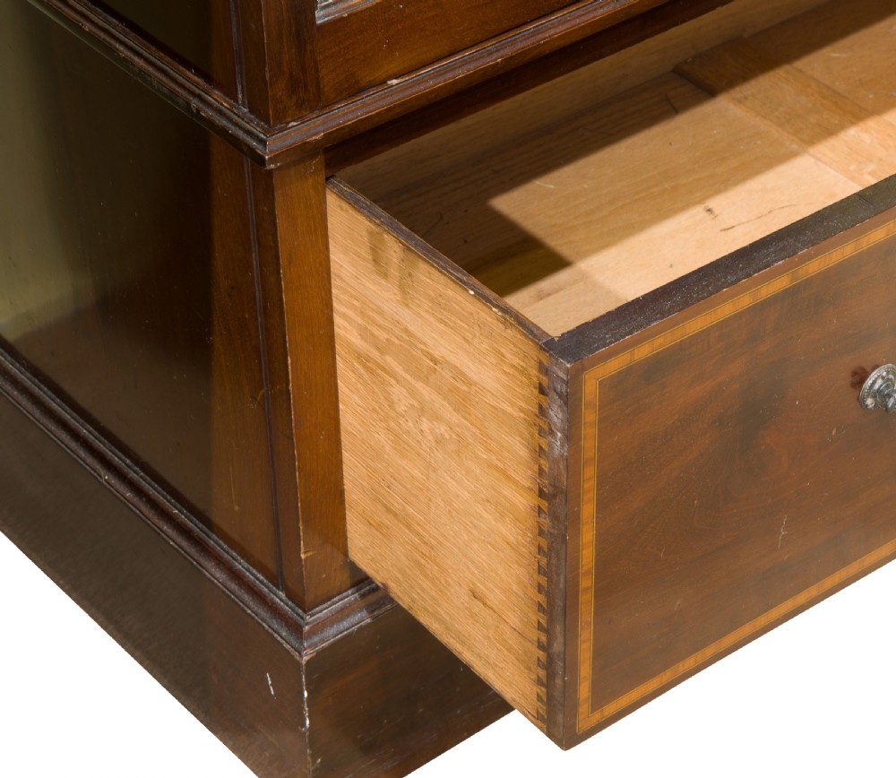 Fine Quality Inlaid Mahogany Wardrobe View VII