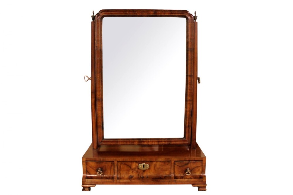 Georgian Walnut Dressing Table Mirror