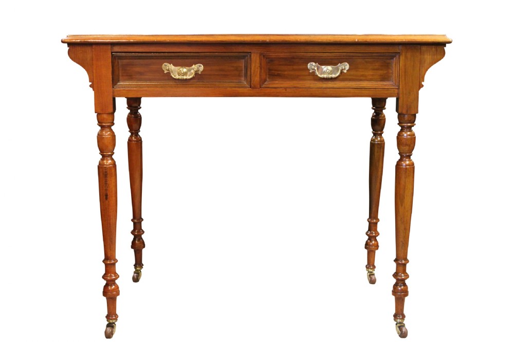 Fine Quality Small Walnut Ladies Writing Table