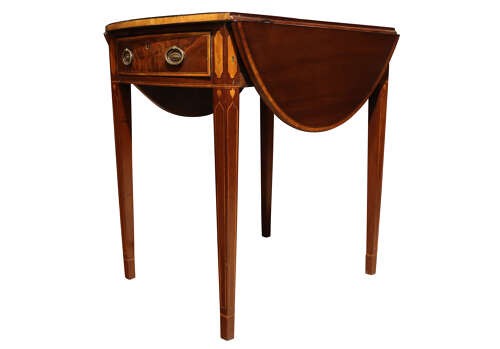 A Fine William IV Mahogany Oval Pembroke Table with Satinwood Crossbanding, Circa 1830 View V