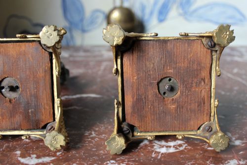 PAIR OF 19TH CENTURY BRONZE AND ORMOLU FIGURES - ADDITIONAL PHOTO 4
