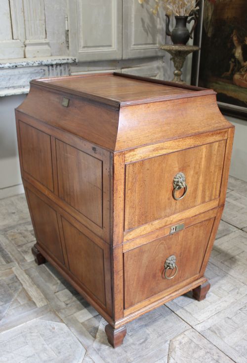 PAIR OF LARGE REGENCY DINING ROOM PEDESTALS - ADDITIONAL PHOTO 2