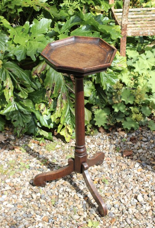 18TH CENTURY OAK CANDLE STAND - ADDITIONAL PHOTO 2
