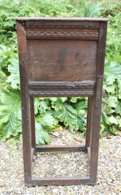 17TH CENTURY ENGLISH OAK CHILDS CHAIR - ADDITIONAL PHOTO 4