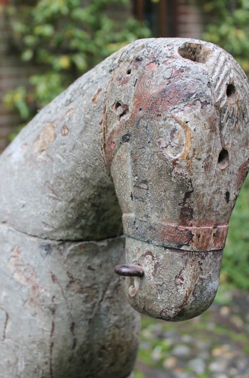 18TH19TH CENTURY CARVED WOOD HORSE - ADDITIONAL PHOTO 6