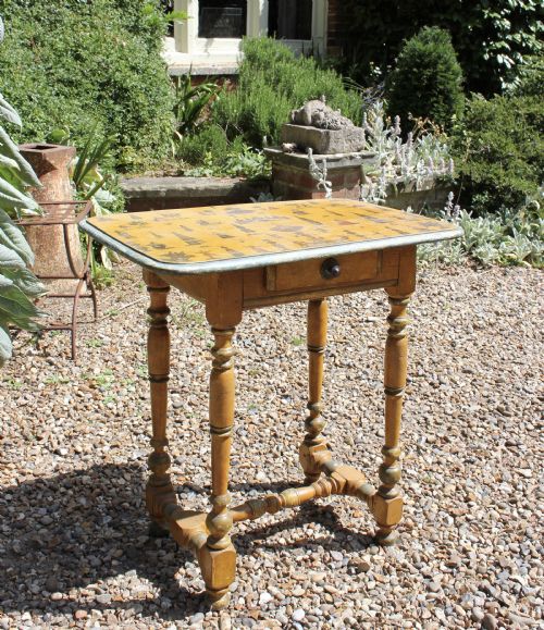 EARLY 18TH CENTURY LACCA POVERA TABLE - ADDITIONAL PHOTO 1