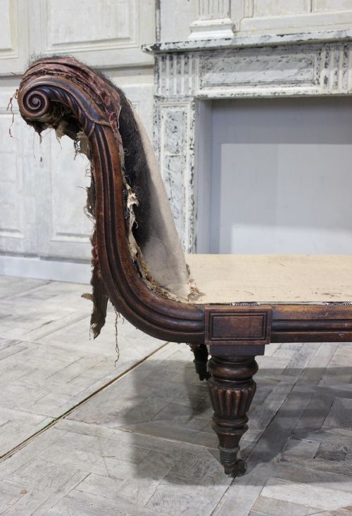 REGENCY SIMULATED ROSEWOOD CHAISE LONGUE - ADDITIONAL PHOTO 1