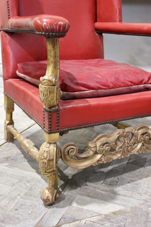 PAIR OF 19TH CENTURY DECORATED AND LEATHER ARMCHAIRS - ADDITIONAL PHOTO 1