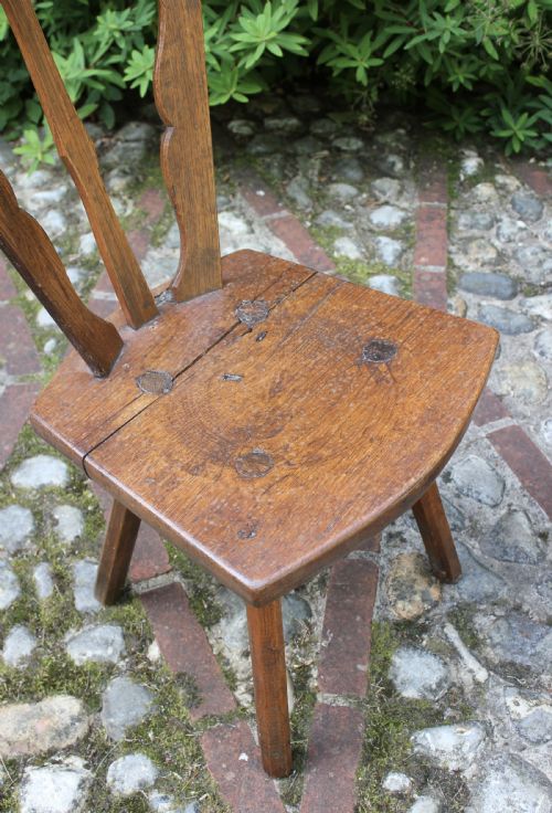 PAIR OF 18TH CENTURY OAK CHAIRS - ADDITIONAL PHOTO 1