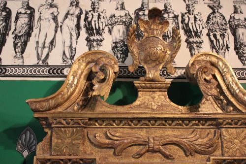 18TH CENTURY ENGLISH GILTWOOD MIRROR - ADDITIONAL PHOTO 4