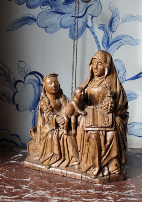 LATE 15TH CENTURY CARVED OAK ANNA SELBDRITT - ADDITIONAL PHOTO 2