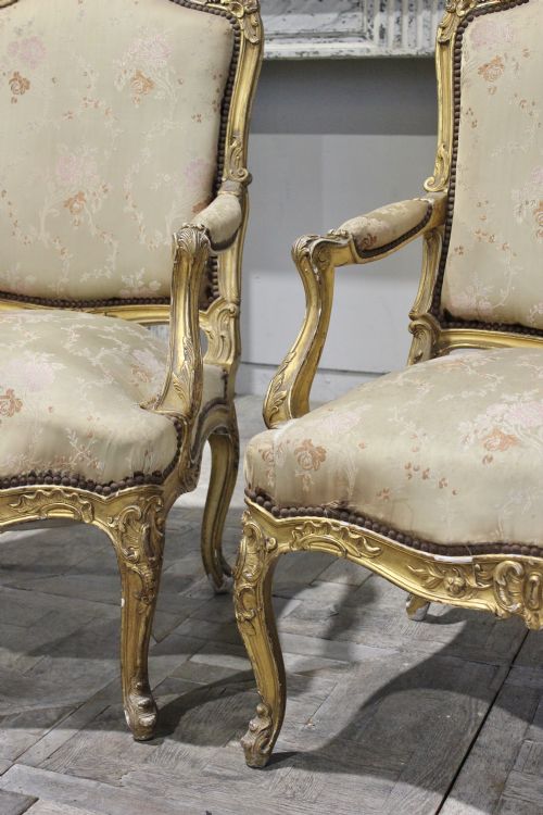 PAIR OF FRENCH ARMCHAIRS - ADDITIONAL PHOTO 4
