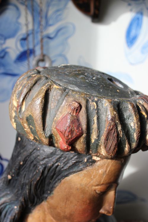 16TH CENTURY CARVED WOOD BUST - ADDITIONAL PHOTO 5