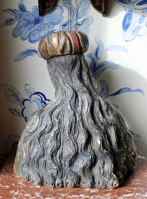 16TH CENTURY CARVED WOOD BUST - ADDITIONAL PHOTO 6