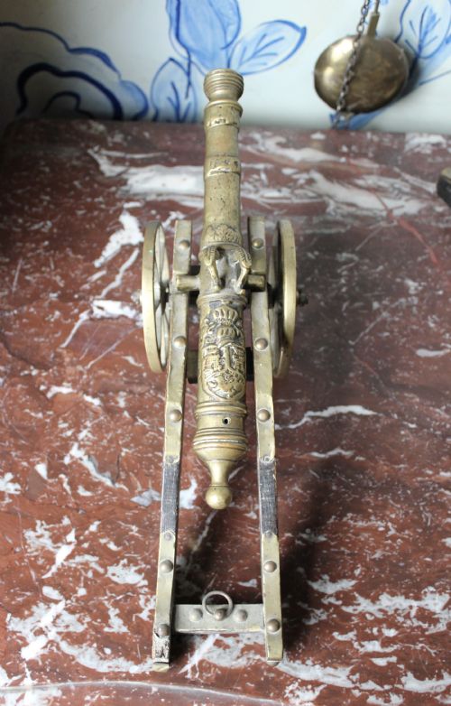 PAIR OF BRASS CANNONS - ADDITIONAL PHOTO 3