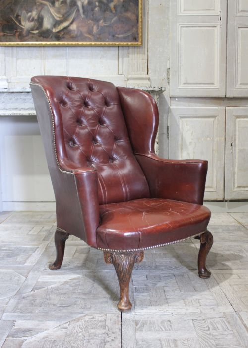 ENGLISH 18TH CENTURY WING CHAIR - ADDITIONAL PHOTO 1