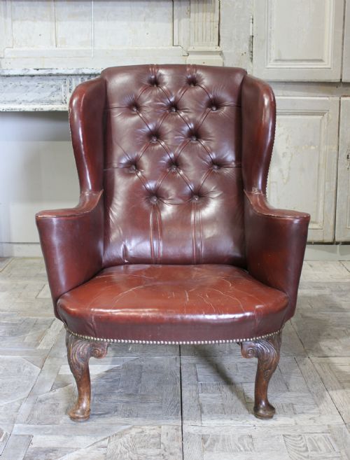 ENGLISH 18TH CENTURY WING CHAIR - ADDITIONAL PHOTO 2