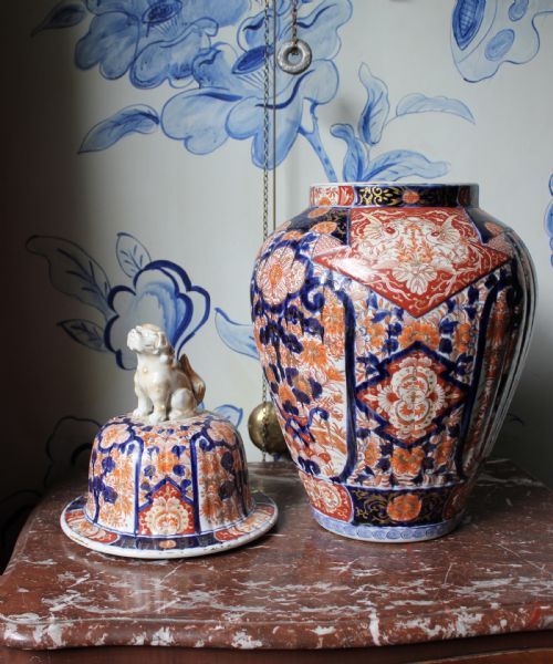 LARGE 19TH CENTURY IMARI VASE - ADDITIONAL PHOTO 1