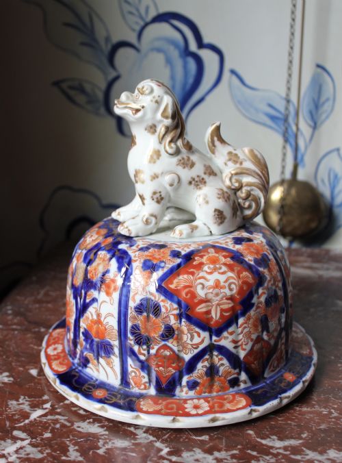 19TH CENTURY IMARI VASE - ADDITIONAL PHOTO 4