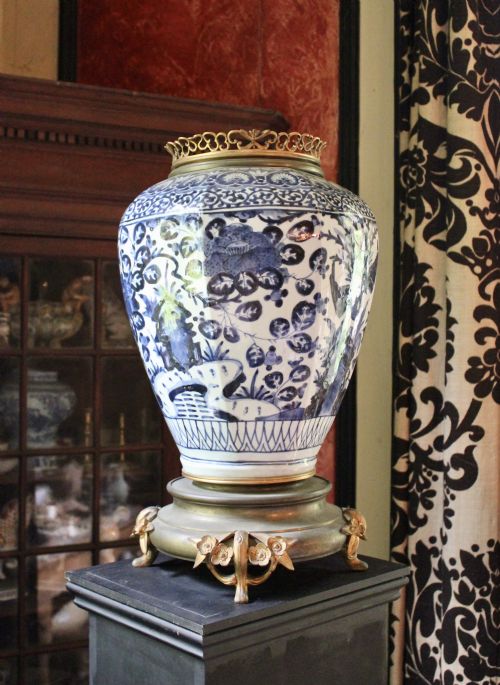 LARGE 18TH CENTURY JAPANESE VASE - ADDITIONAL PHOTO 6