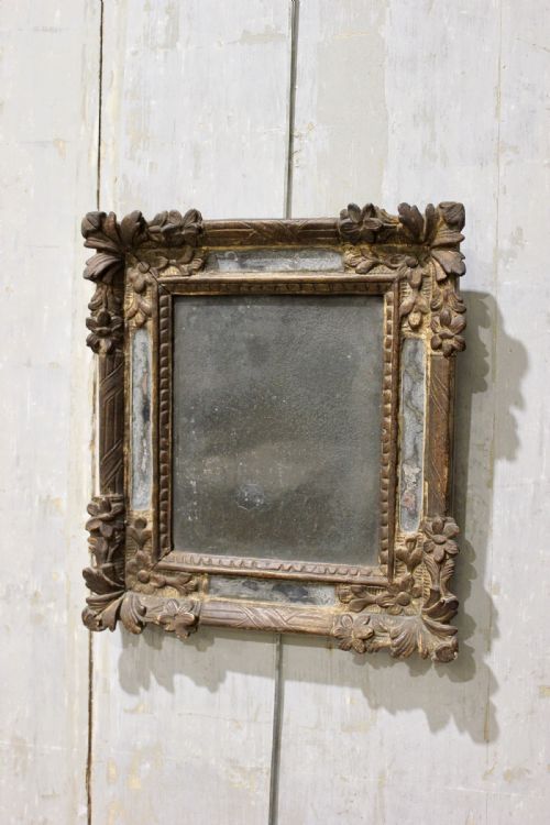 small 18th century french giltwood mirror - CATEGORY: ANTIQUE MIRRORS - DATED 18TH CENTURY