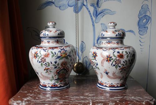 pair of 19th century tin glazed vases - CATEGORY: ANTIQUE VASES - DATED 19TH CENTURY