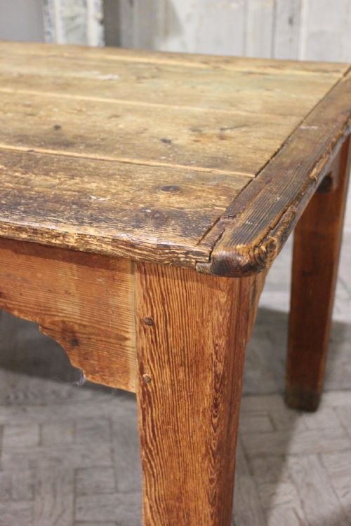 GEORGIAN PINE FARMHOUSE TABLE - ADDITIONAL PHOTO 5