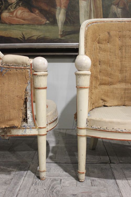 PAIR OF 19TH CENTURY NEOCLASSICAL LIBRARY TUB CHAIRS - ADDITIONAL PHOTO 6