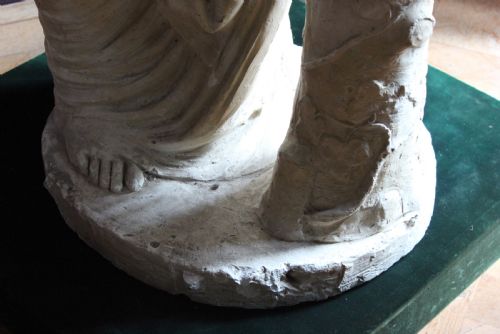 LARGE CLASSICAL PLASTER FIGURE OF A WATER CARRIER - ADDITIONAL PHOTO 11