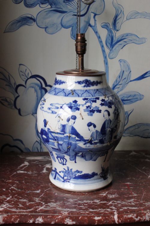 19th century chinese vase lamp in the kangxi manner - CATEGORY: ANTIQUE LIGHTING - DATED 19TH CENTURY