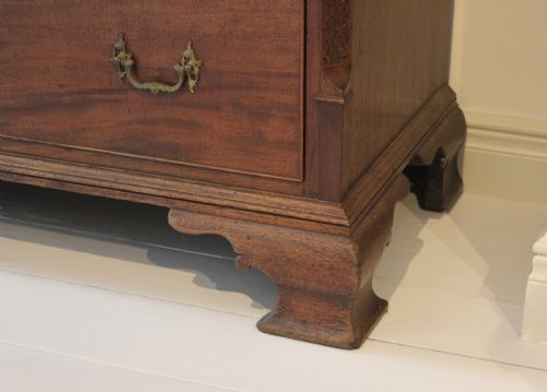 LOVELY GEORGIAN MAHOGANY TALL CHEST OF DRAWERS - ADDITIONAL PHOTO 5