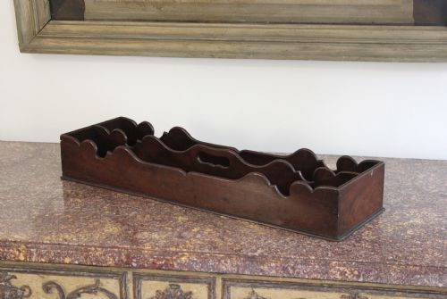 18TH CENTURY MAHOGANY CARRIER - ADDITIONAL PHOTO 1
