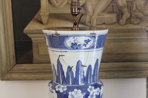 PAIR OF LARGE EARLY 19TH CENTURY CHINESE VASE LAMPS - ADDITIONAL PHOTO 3