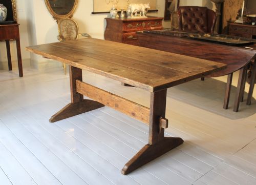 18TH CENTURY TRESTLE TABLE - ADDITIONAL PHOTO 1