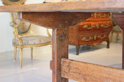 18TH CENTURY TRESTLE TABLE - ADDITIONAL PHOTO 5