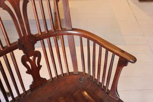 PAIR OF 18TH CENTURY ENGLISH WINDSOR CHAIRS - ADDITIONAL PHOTO 6