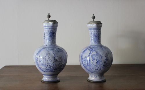 MATCHED PAIR OF DELFT BLUE GLAZED VESSELS - ADDITIONAL PHOTO 1