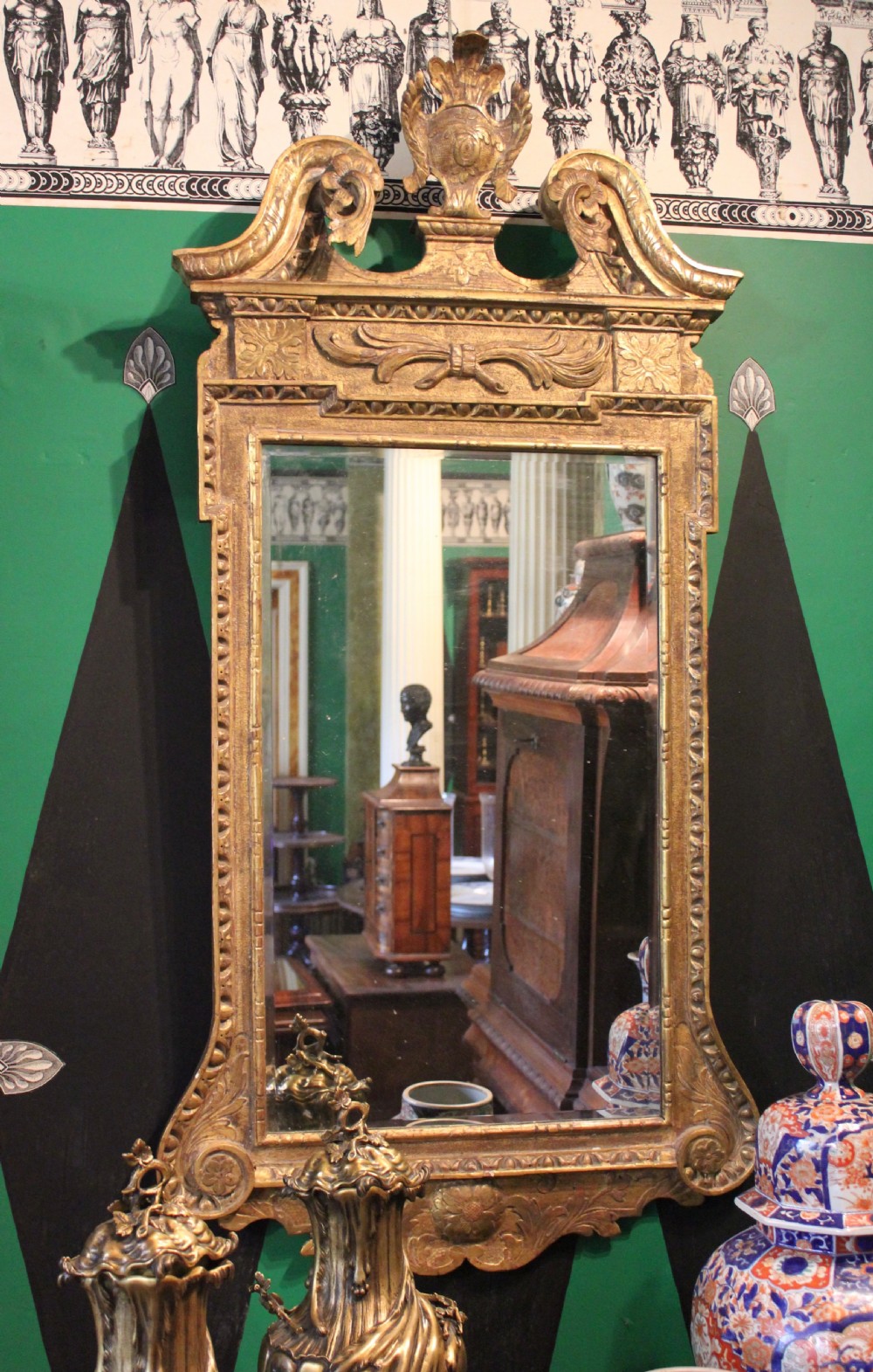 18th century English giltwood mirror