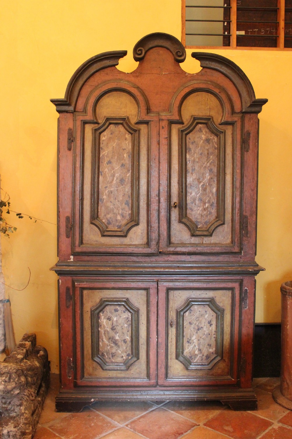 Large 18th century painted Italian cabinet