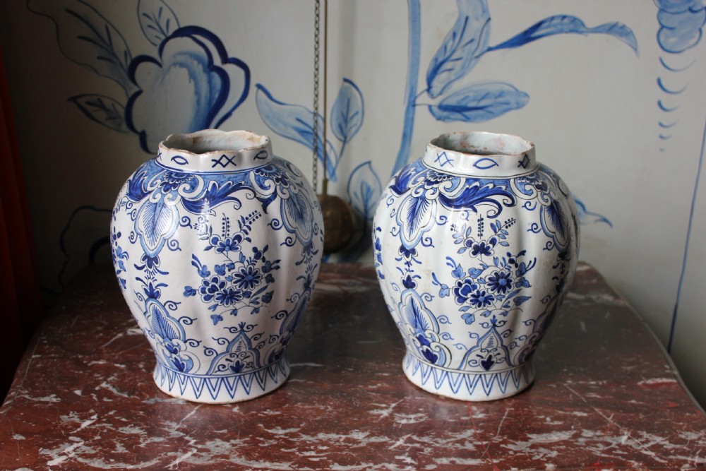 Pair of 18th century Delft vases