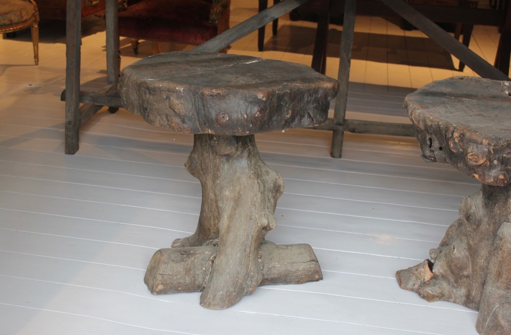 Poor of 19th century grotto tables View V