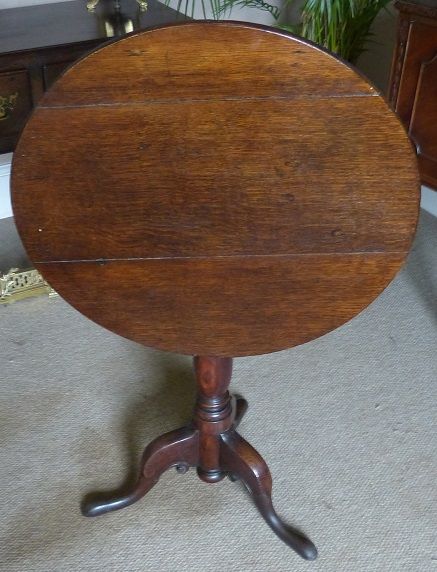 A 19th Century Oak Wine Table