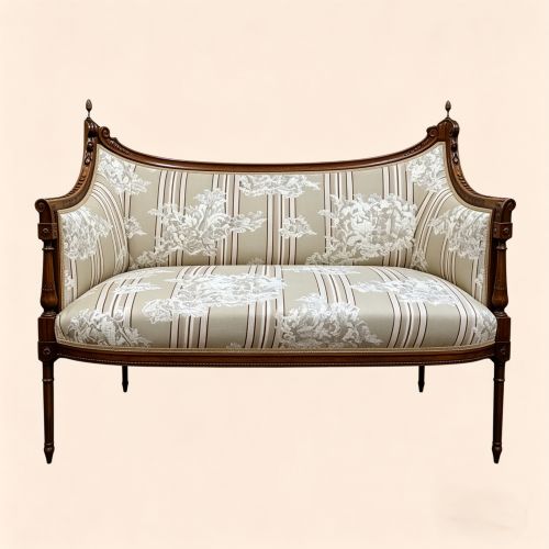 An Edwardian Walnut Drawing Room Sofa