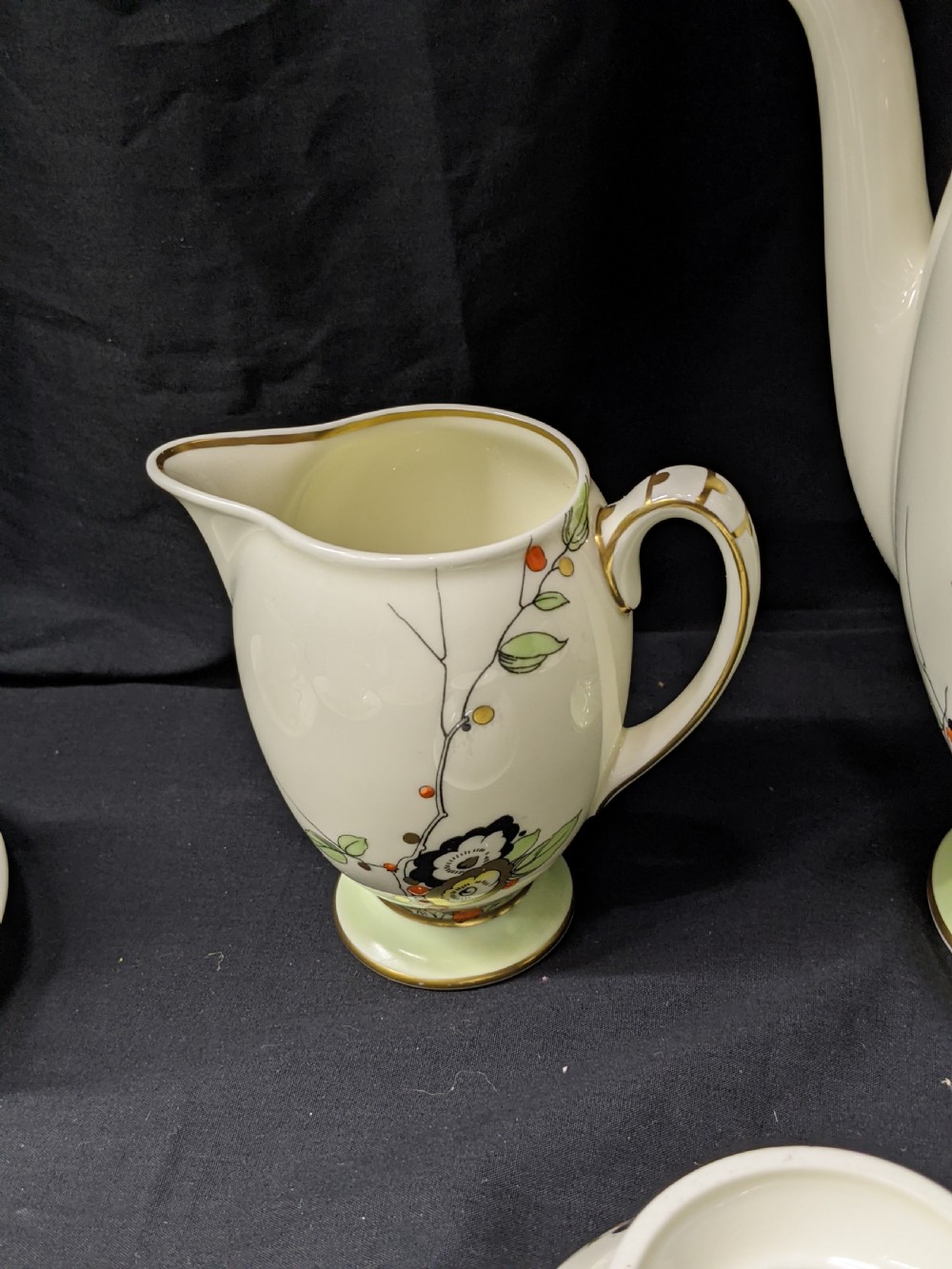 Royal Doulton Coffee Set View V