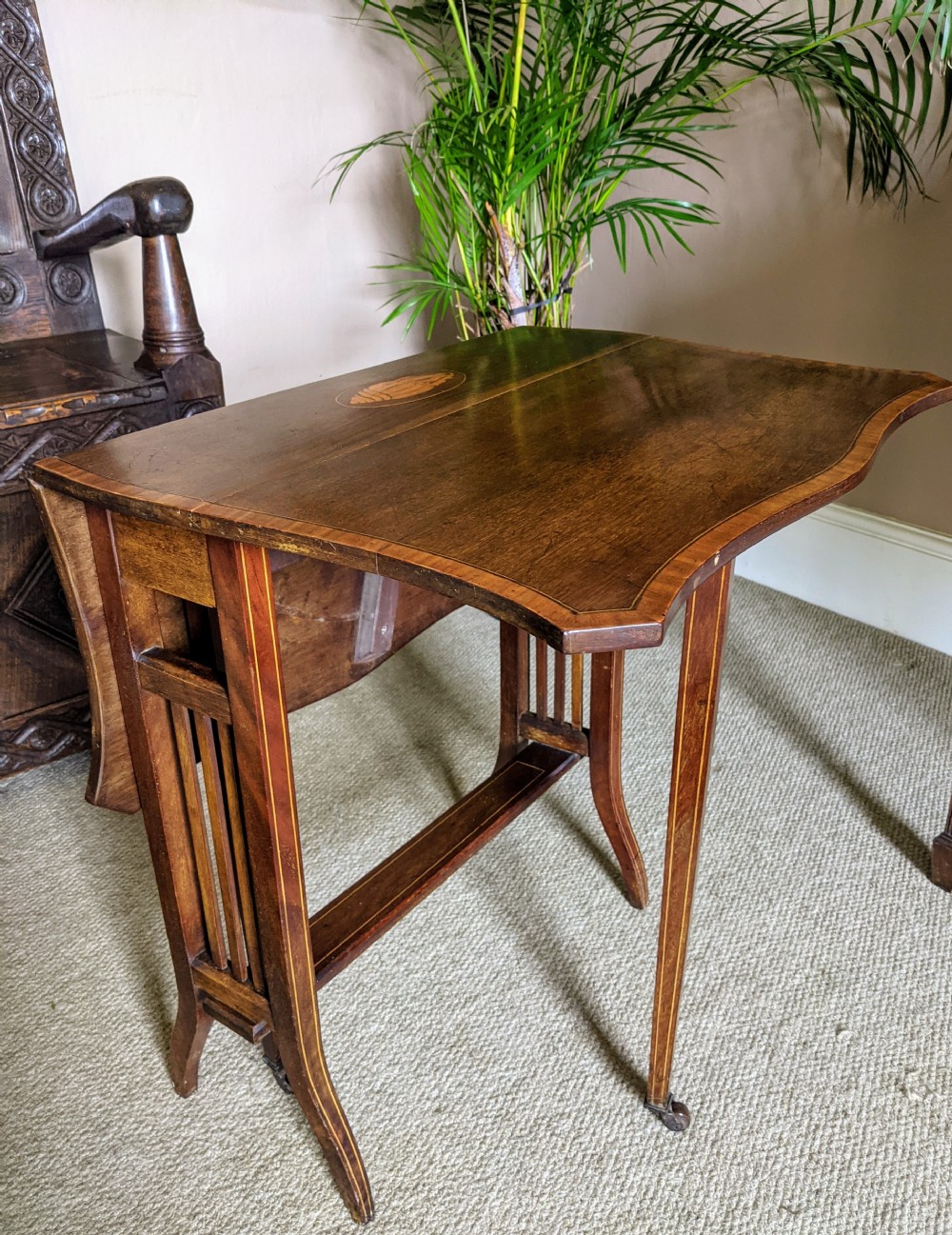 Edwardian Mahogany inlaid drop leaf table View VI
