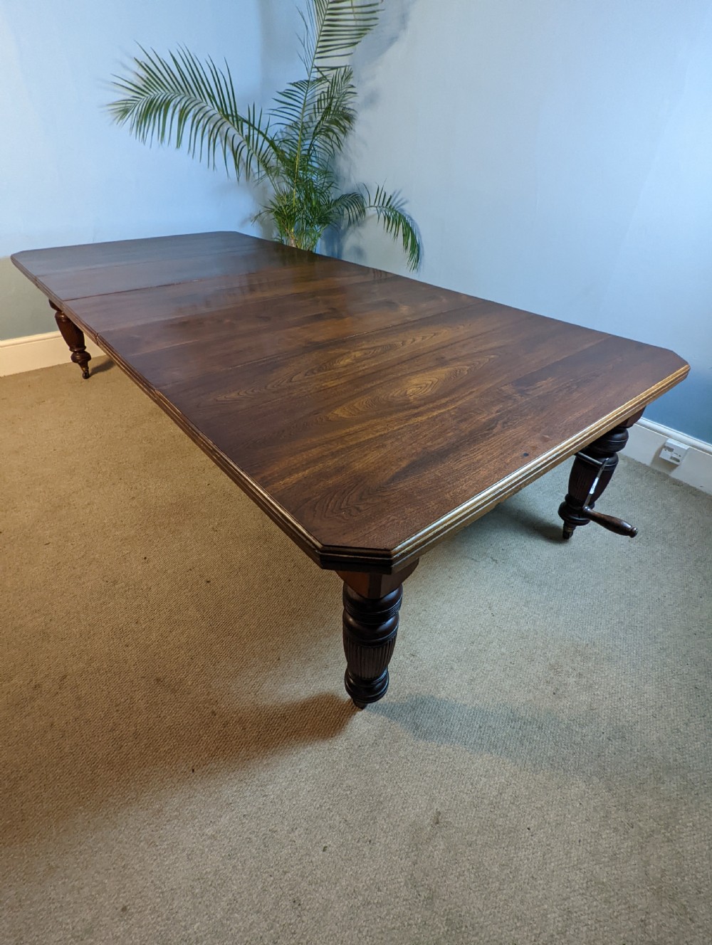 Late Victorian, 12 seater, extending dining table. View XI